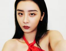 开云体育app-平行时空的对话，当伯纳乌为银河战舰沸腾，布克在凤凰城写下自己的史诗