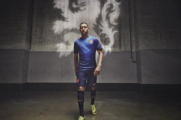 开云下载-坠落与接管，利拉德的终章，文班亚马的序章