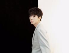 开云官网-李刚仁领军韩国告捷，乌克兰爆冷力克威尔士—双线赛事深度解析