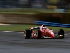 开云体育登录-勇士冲垮新疆队，米切尔防守端成铁闸锁死对手