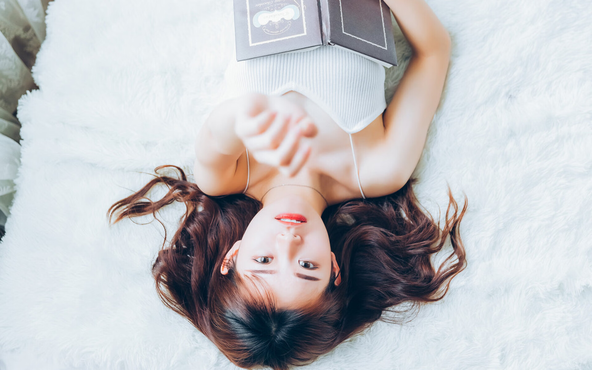 开云官网-西甲国家德比之夜，乔治关键回合不手软，铸就传奇篇章