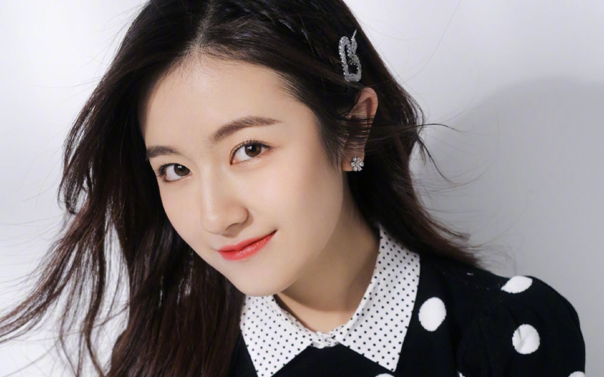 开云官网-欧冠淘汰赛焦点战,皇家社会正面击溃法国,书写历史新篇