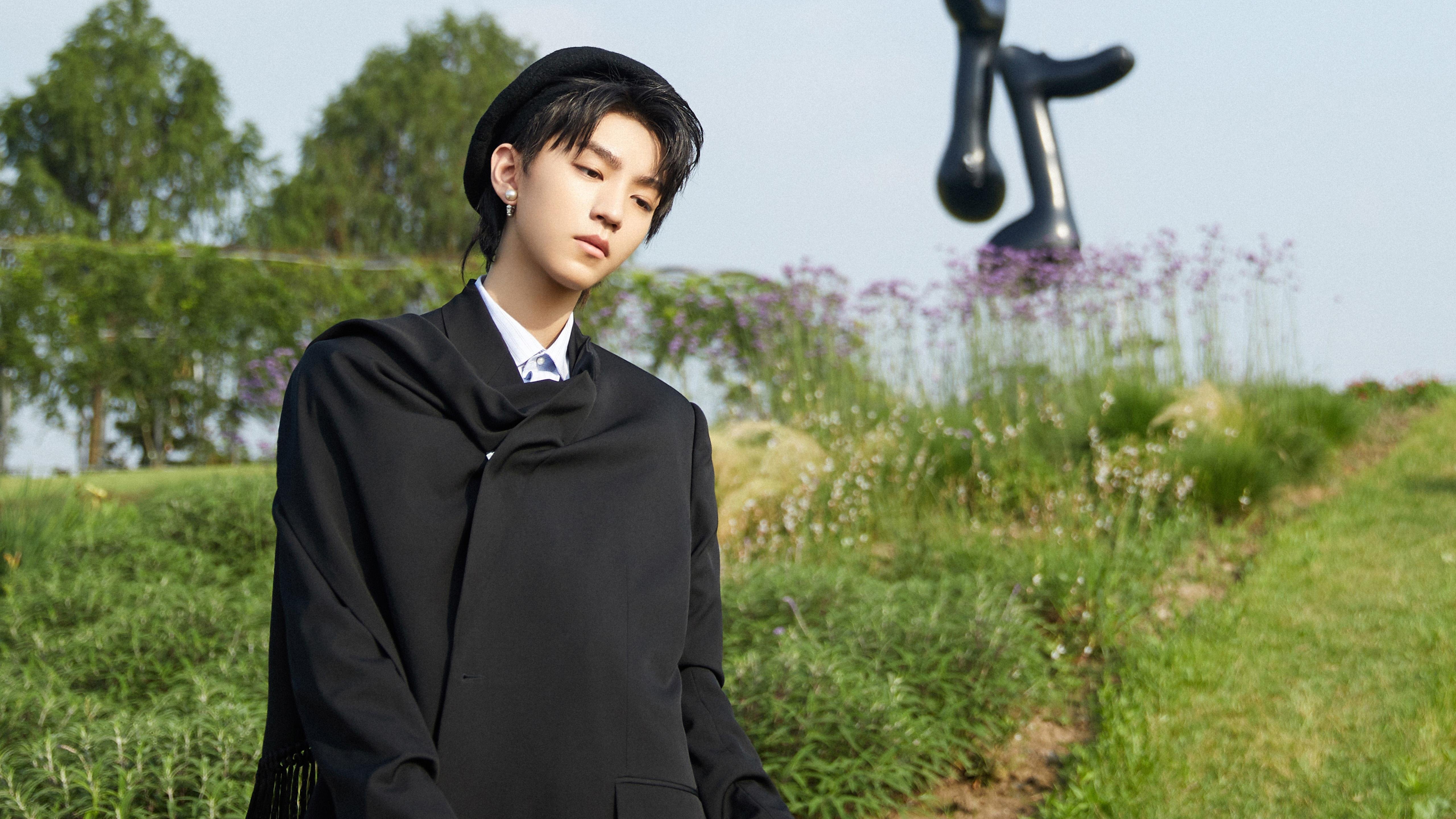 开云下载-赛道与国界，当F1的轮胎尖啸遇上地中海的封锁警报