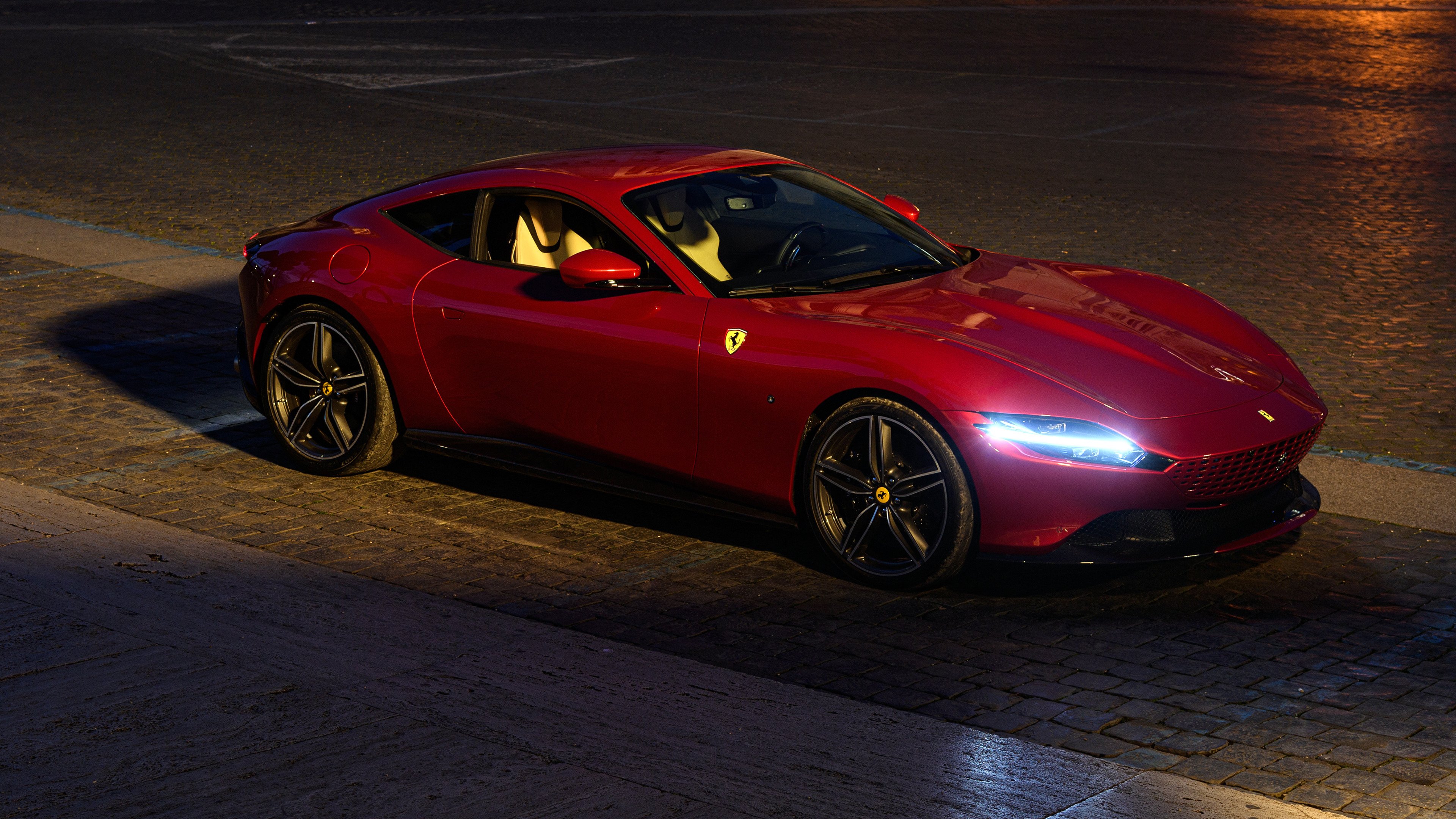 开云体育平台APP-角斗场上的南美风暴,迪亚斯一锤定音,罗马军团碾压秘鲁铁壁