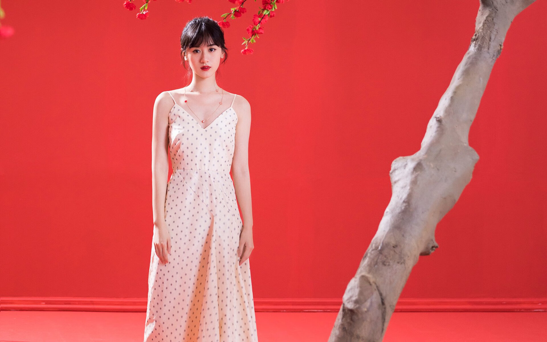 开云体育-阿尔瓦雷斯爆发，马里防守锁死英格兰，非洲雄狮的战术盛宴